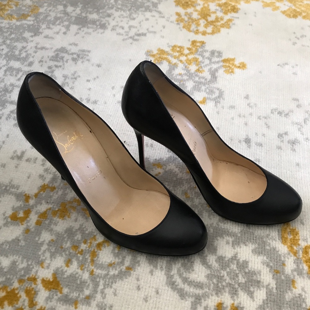 CHRISTIAN LOUBOUTIN SIMPLE PUMPS